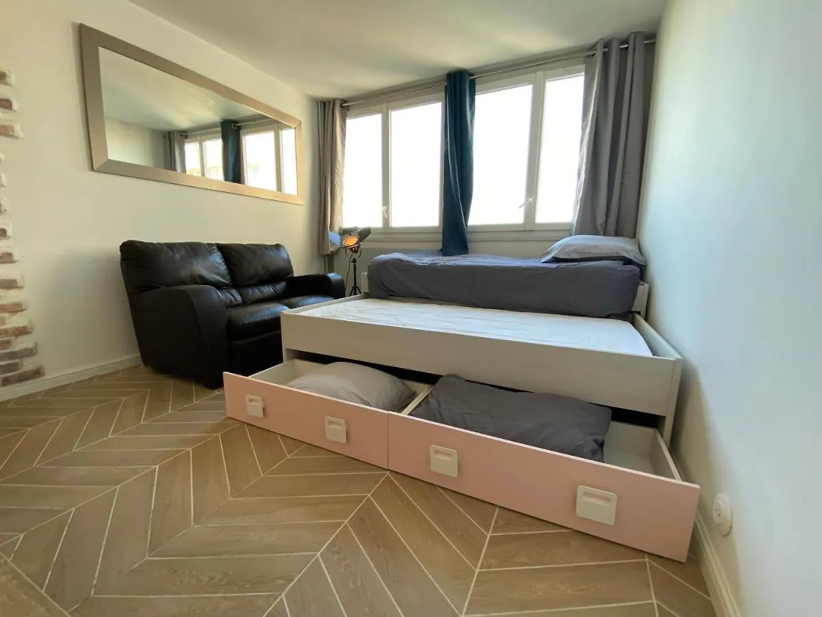 Full Loft In Paris - 2 Single Beds For 2 - Chinatown Apartman 0*,  Franciaország